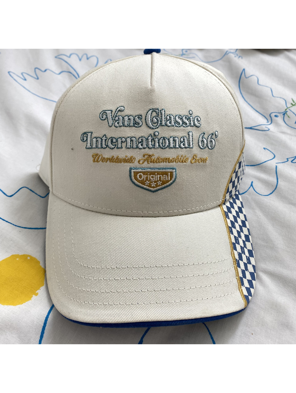 Vans Classic International 66 Automobile Event Hat White Blu